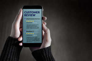 Customer reviews on smartphone